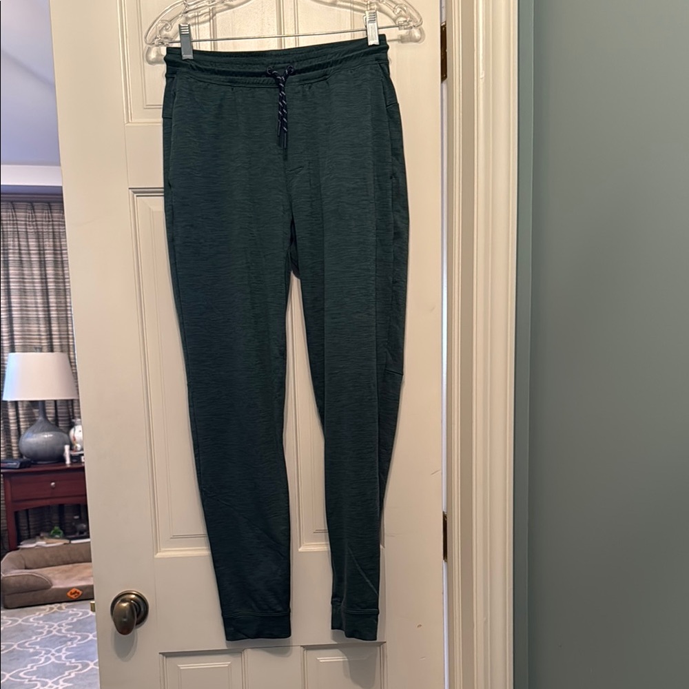 Vineyard Vines Dark Green Joggers